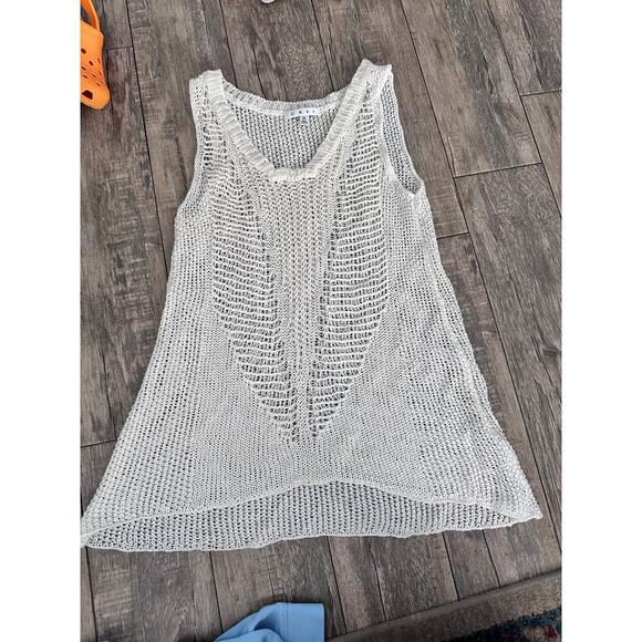 CAbi #694 Women's White Open Knit Sheer Mesh Hi Low Pullover Tank Top Size M - Picture 1 of 7